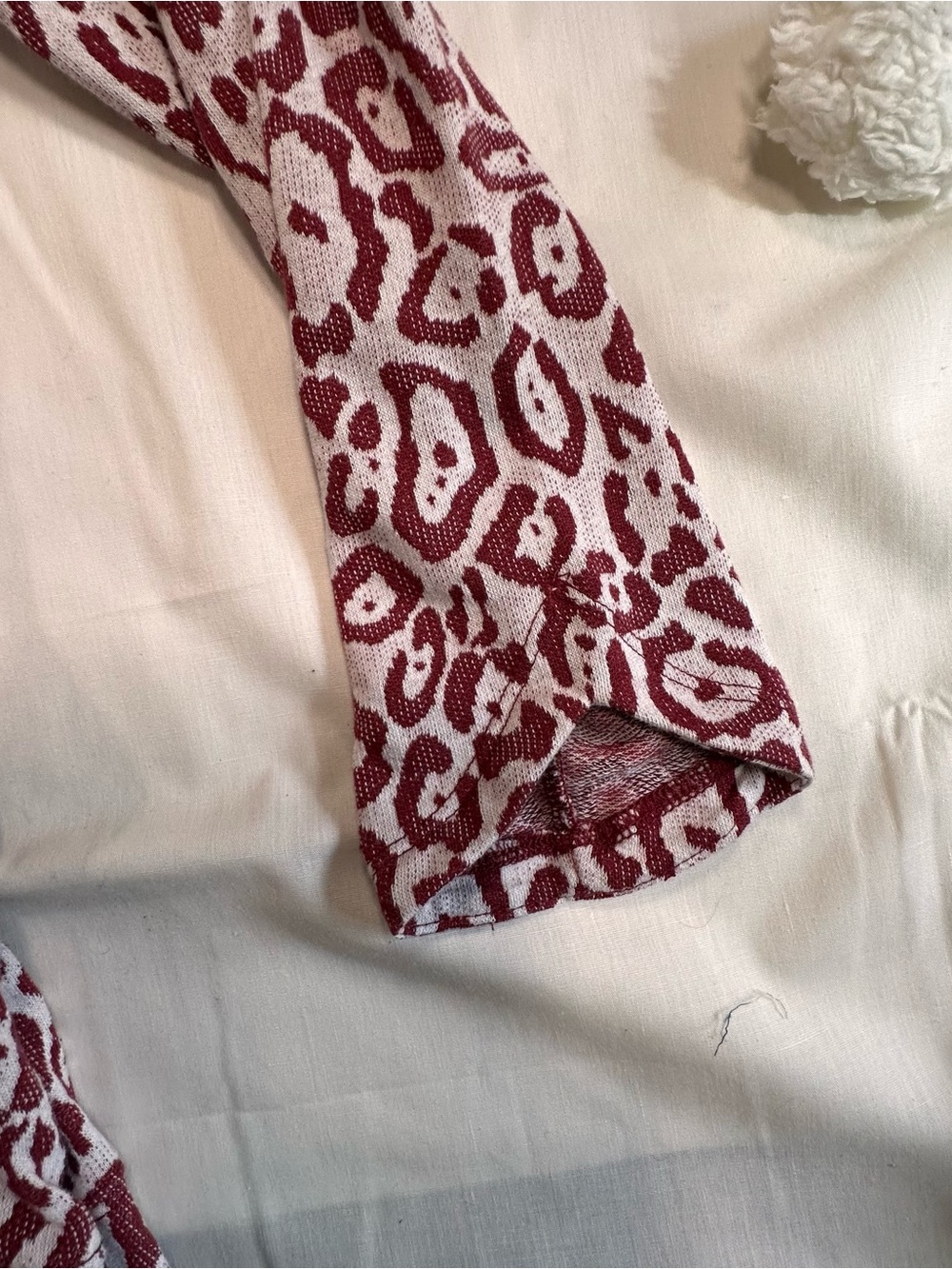 AnyBody Women's Burgundy and Cream Leopard Cowl Pullover - Picture 4 of 13